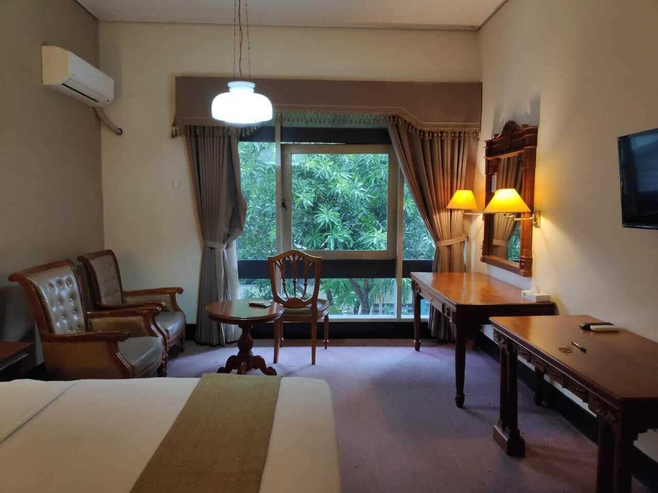 New Grand Park Hotel Сурабая Экстерьер фото