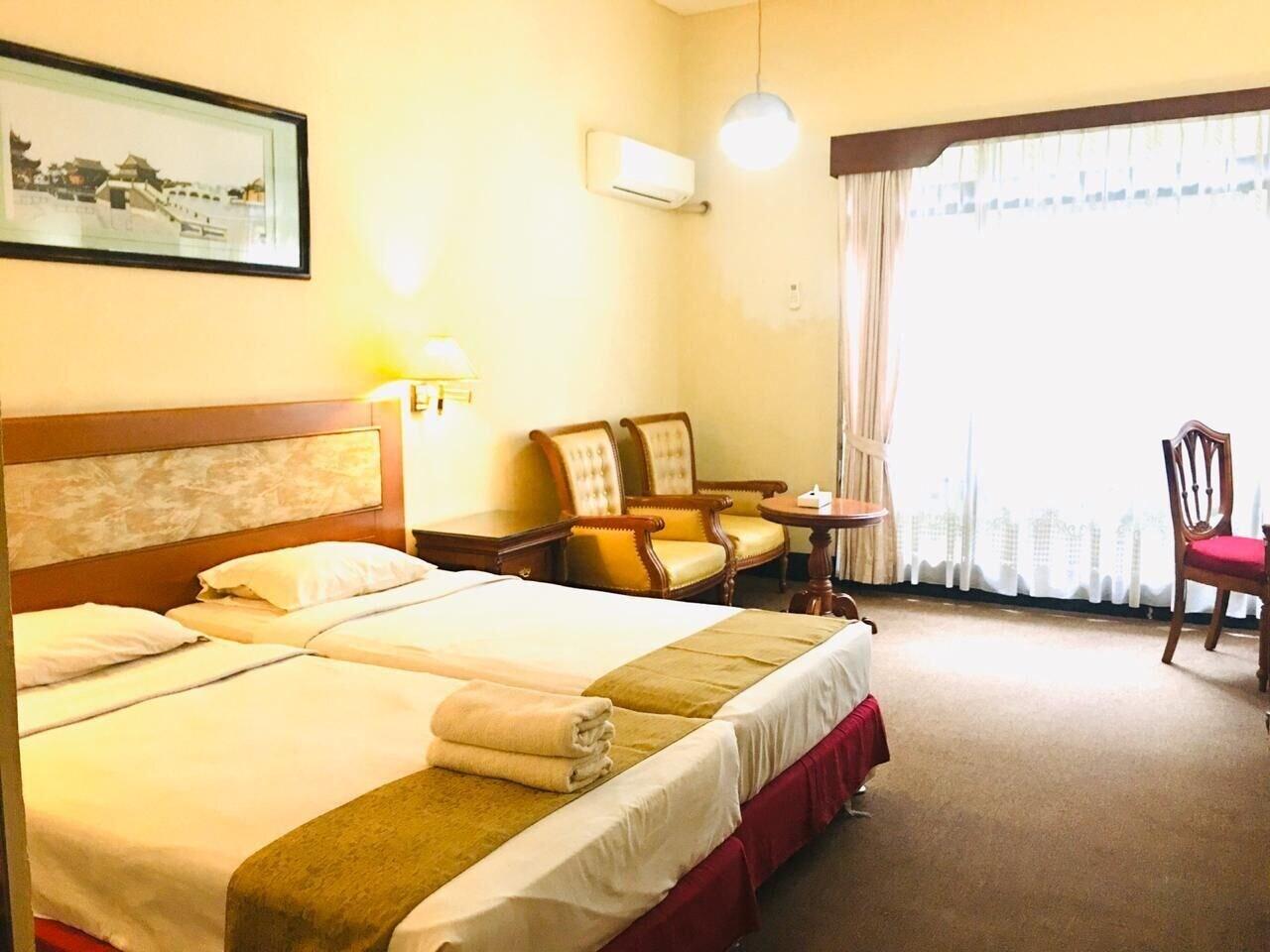 New Grand Park Hotel Сурабая Экстерьер фото
